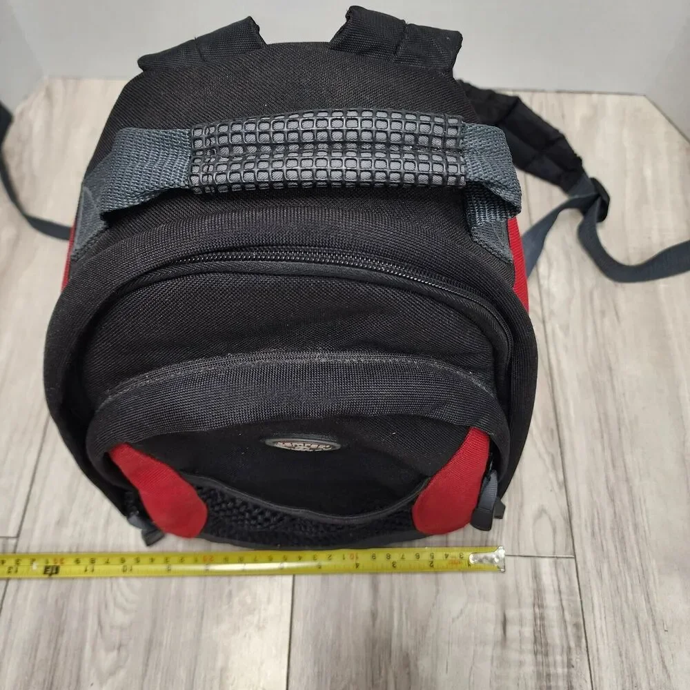 Tamrac Digital SLR Padded Camera Bag Backpack Red Black Travel 12 x 9 x6